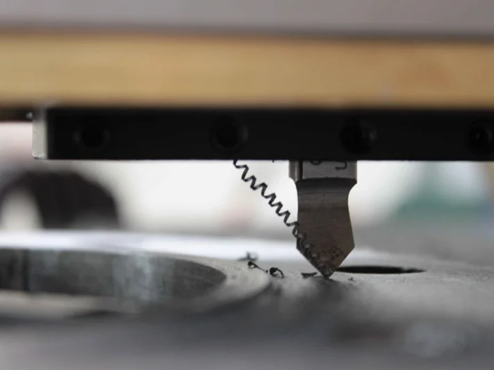 Rigatura fonografica flange: le macchine specializzate di G.B.C.