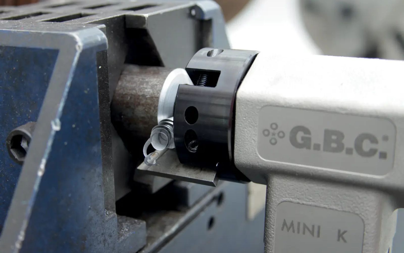 Cold beveling: what it is, how it works, and when to use it